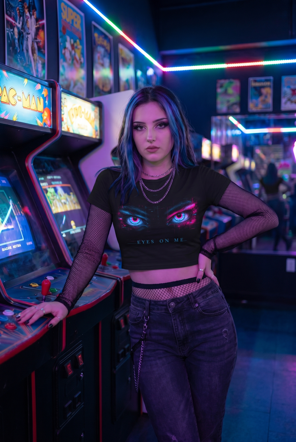 EYES ON ME Mini Tee